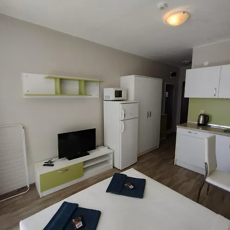 Apartment Sorrento Sole Mare-bastet Bs *